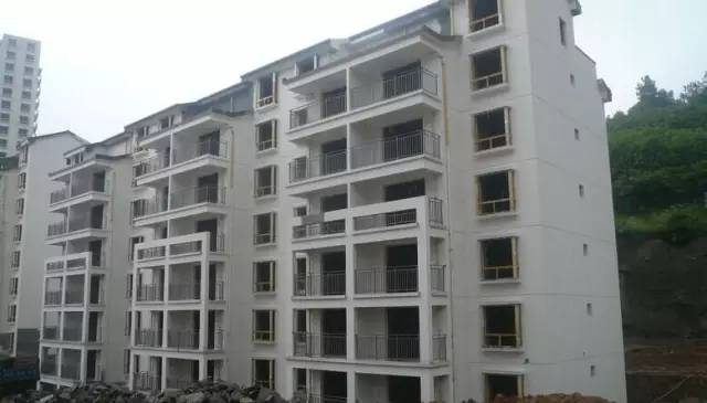 易高好膩子為您解答：高溫外墻膩子施工需要注意的事項