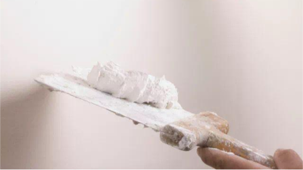 易高好膩子提醒您，刮膩子的禁忌——膩子批刮厚度不符合要求