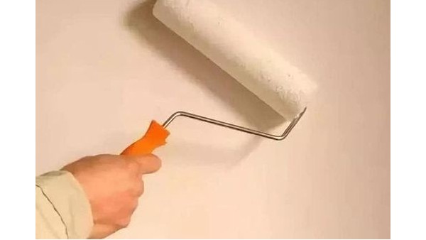 裝修誤區(qū)：易高好膩?zhàn)犹嵝涯?，僅靠乳膠漆遮蓋墻面瑕疵，后果嚴(yán)重！