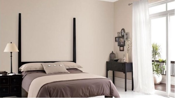 如何避免乳膠漆開裂和粉刷不均勻的問題？易高好膩子告訴您