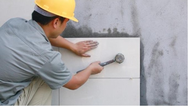 易高好膩子提醒您，瓷磚膠使用時的這些錯誤方法，你中招了嗎？