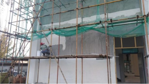 如何避免外墻膩子產(chǎn)生裂紋、裂縫，易高好膩子詳細為您解答...